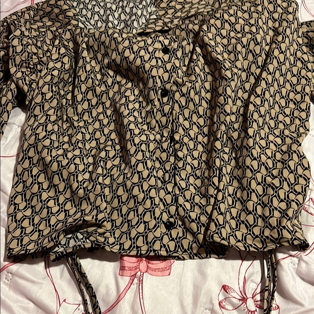 Patterned Button-Up Dress - Picture 2 of 3